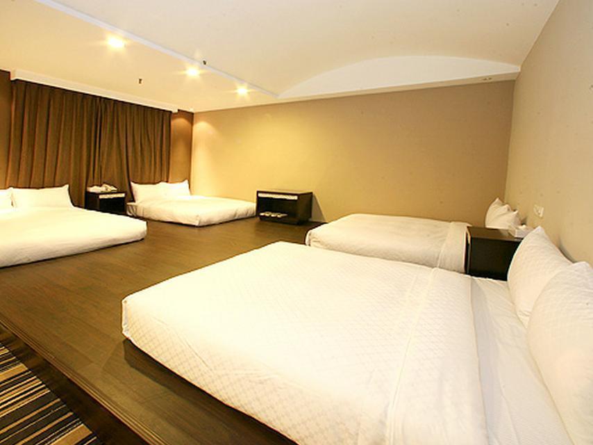 Yoyo Hotel Chiayi Extérieur photo