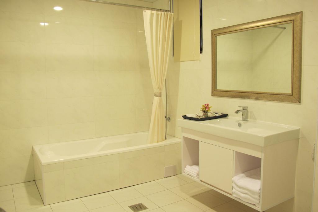Yoyo Hotel Chiayi Extérieur photo